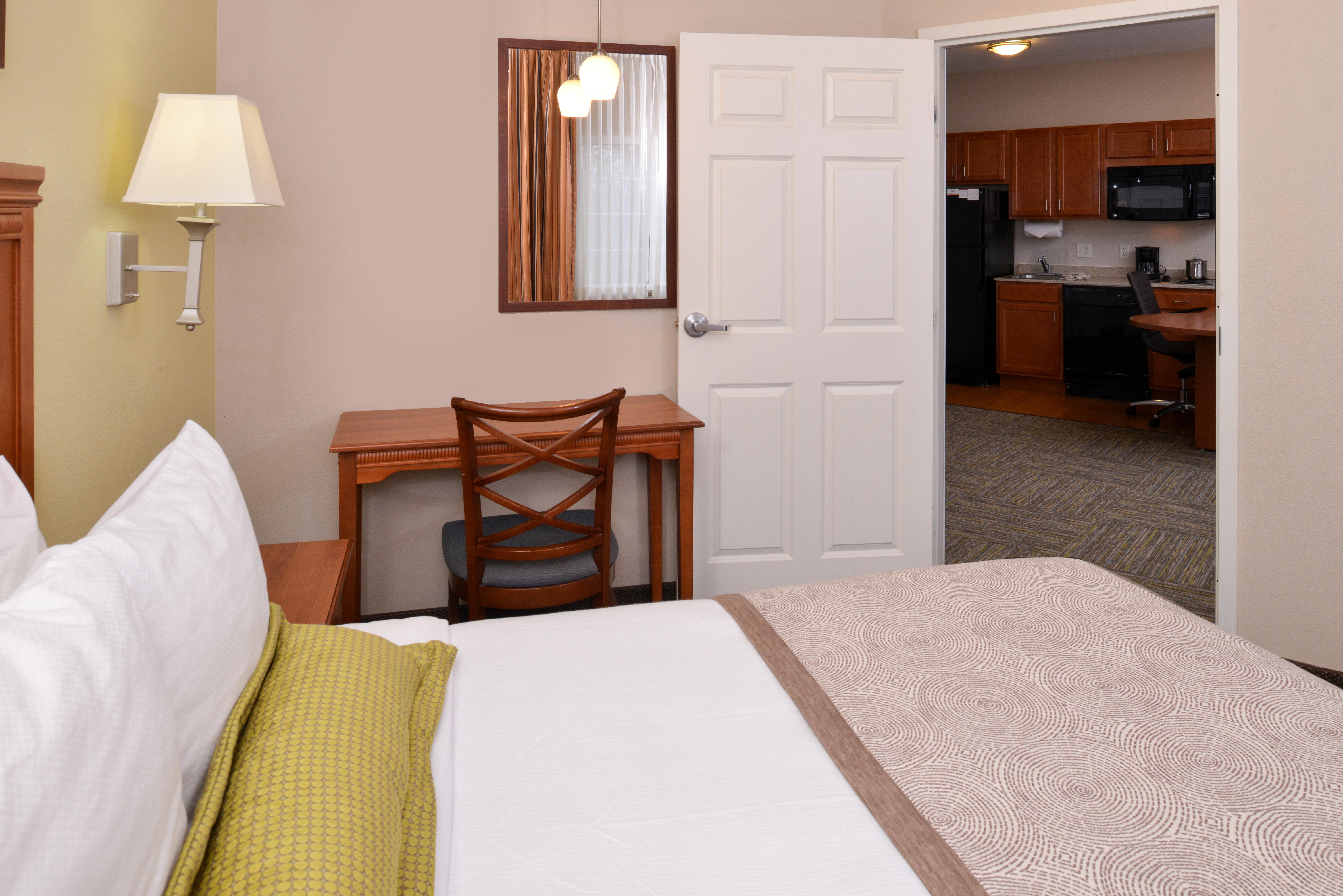 Candlewood Suites Boise - Towne Square By Ihg Eksteriør bilde