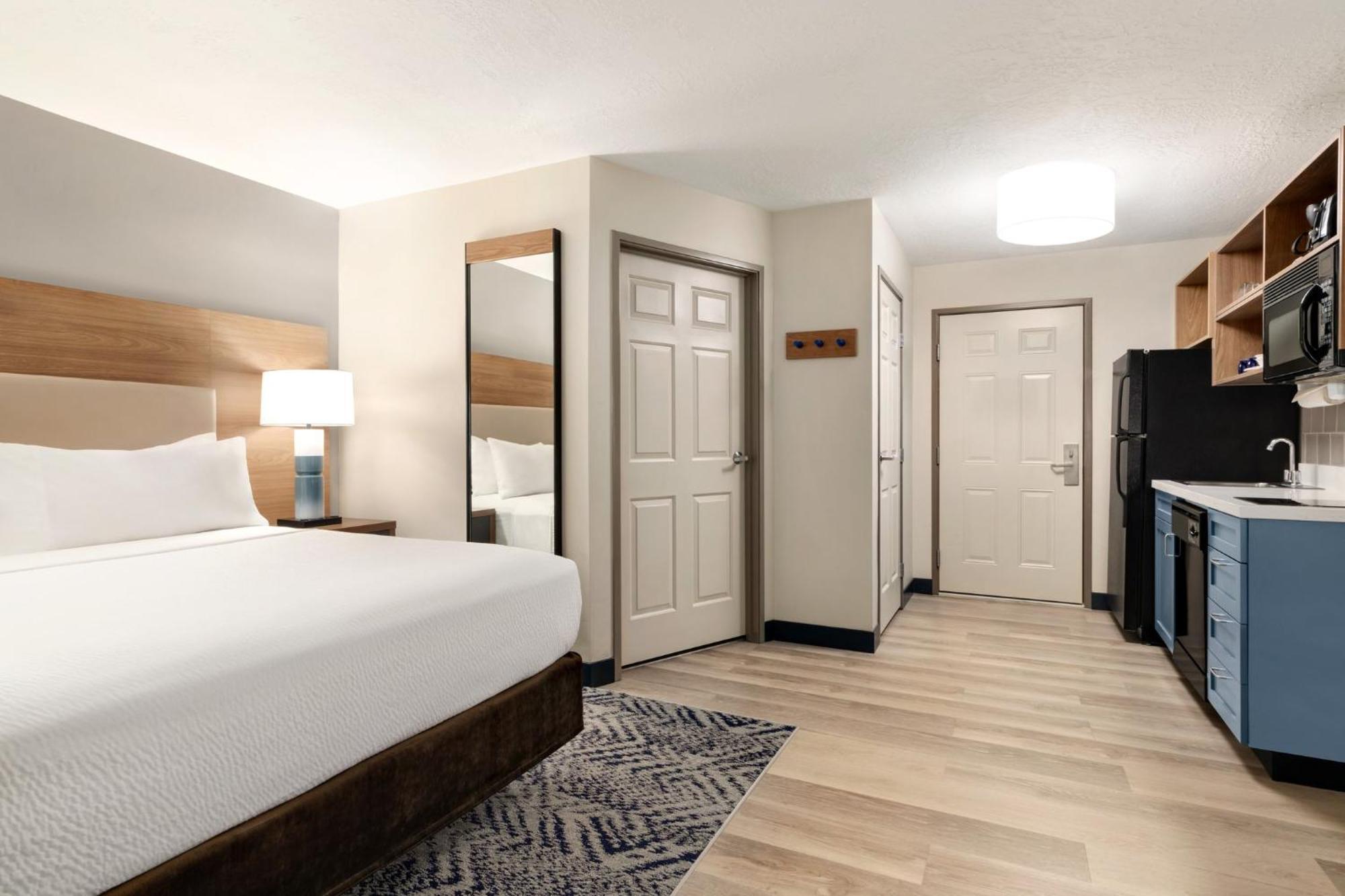 Candlewood Suites Boise - Towne Square By Ihg Eksteriør bilde
