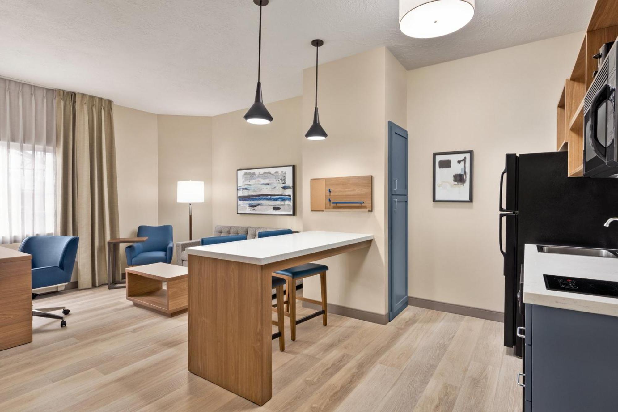 Candlewood Suites Boise - Towne Square By Ihg Eksteriør bilde